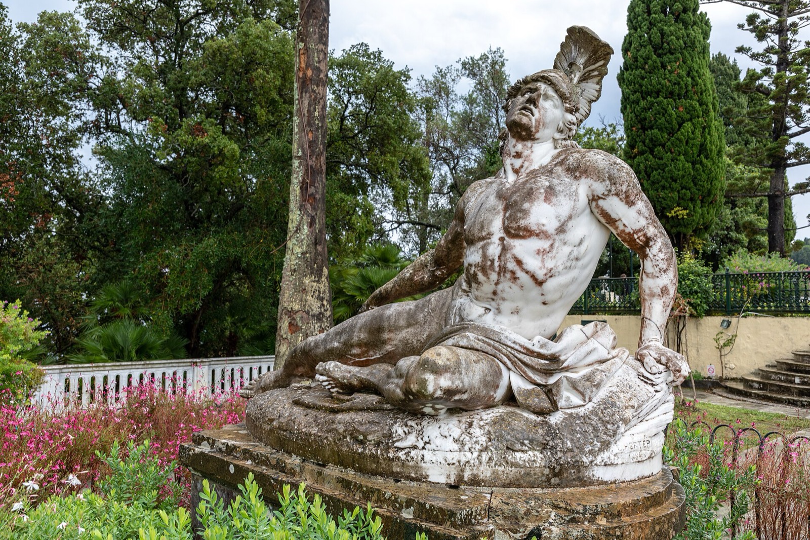 Ernst Herter's marble Dying Achilles in the Achilleion gardens